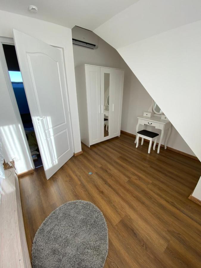 Platan Apartmanhaz Balatongyörök Zewnętrze zdjęcie
