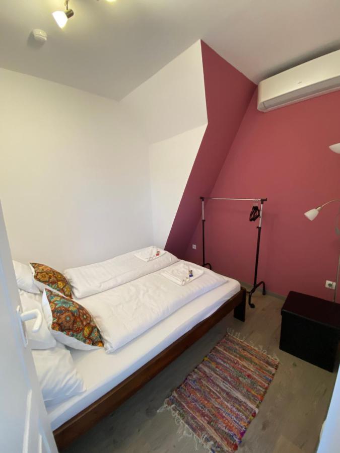 Platan Apartmanhaz Balatongyörök Zewnętrze zdjęcie