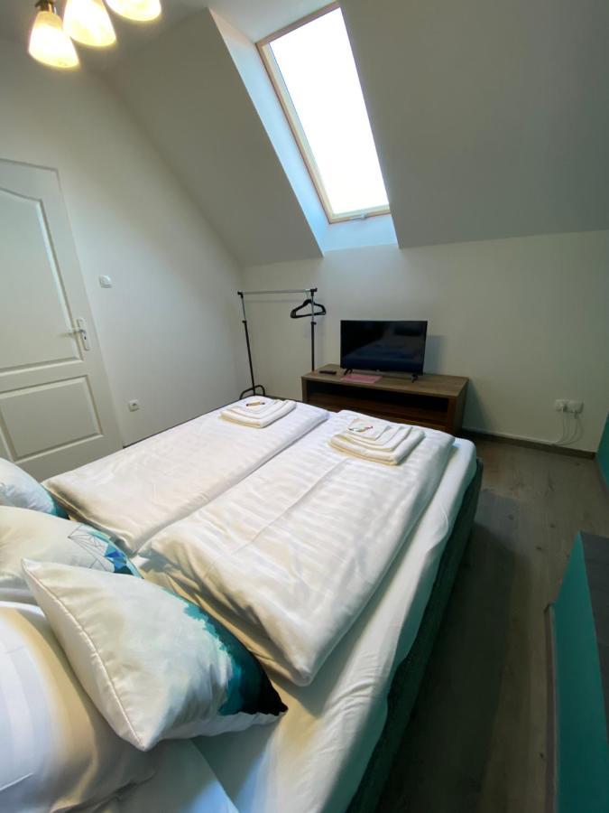 Platan Apartmanhaz Balatongyörök Zewnętrze zdjęcie