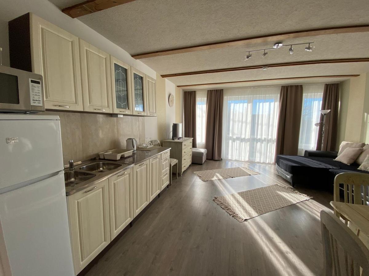 Platan Apartmanhaz Balatongyörök Zewnętrze zdjęcie
