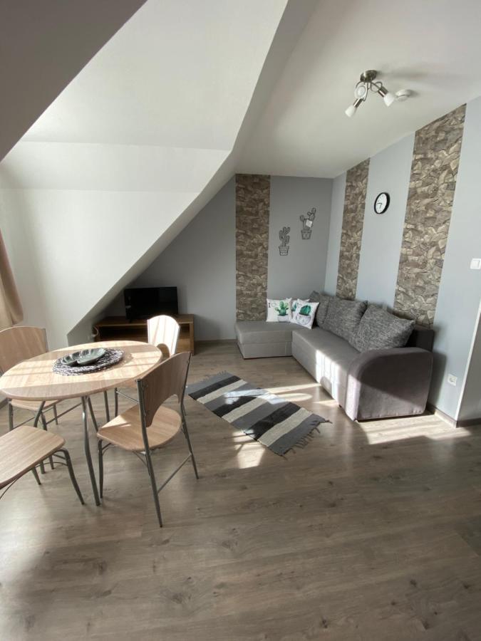 Platan Apartmanhaz Balatongyörök Zewnętrze zdjęcie