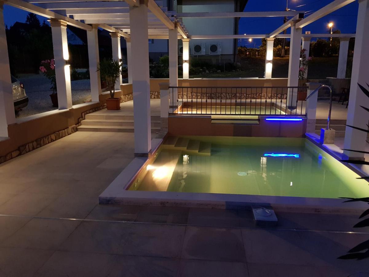 Platan Apartmanhaz Balatongyörök Zewnętrze zdjęcie